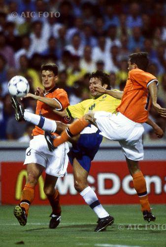 Brazil Wim Jonk  Philip Cocu Netherlands 1998 Marseilles, France. 
