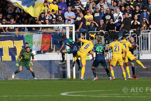 Lecce Kastriot Dermaku Lecce Federico Gatti Frosinone Gabriel Charpentier Frosinone Fabio Lucioni Renato Stirpe 