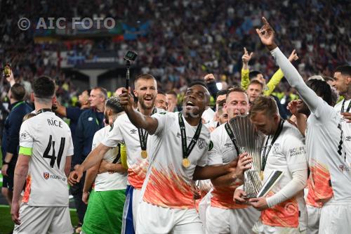 West Ham Angelo Ogbonna West Ham Vladimir Coufal Uefa  Conference League 2022  2023 Final Praga, Czech Republic 