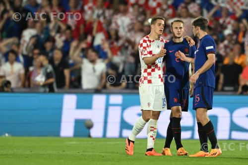 Croatia Teun Koopmeiners Netherlands Marten de Roon De Kuip final match between  Netherlands 2-4 Croatia Rotterdam, Netherlands. 