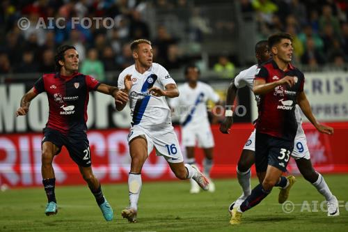 Cagliari Davide Frattesi Inter Marcus Thuram Italian championship 2023 2024 2 °Day Unipol Domus match between Cagliari 0-2 Inter 