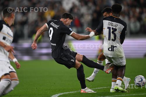 Juventus Nicola Sansone Lecce Patrick Dorgu Allianz match between  Juventus 1-0 Lecce Torino, Italy 