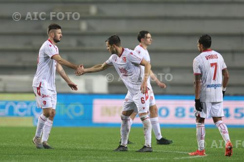 Padova Lorenzo Crisetig Padova Kevin Varas Euganeo match between Padova 2-1 Catania Padova, Italy 