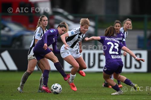Juventus Women Emma Severini Fiorentina Women Paulina Krumbiegel Italian championship 2024 2025  Femminile 21°Day Vittorio Pozzo Lamarmora match between    Juventus Women 0-2 Fiorentina Women 