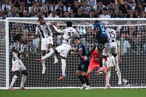 Inter Pierre Kalulu Juventus Juan David Cabal Inter 2025 Italian championship 2024 2025 3°Day 