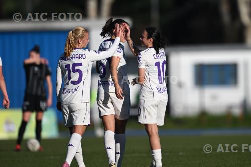Fiorentina Women Sofie Bredgaard Fiorentina Women Iris Omarsdottir Ferruccio Trabattoni match between    Como Women 1-3 Fiorentina Women Seregno, Italy 