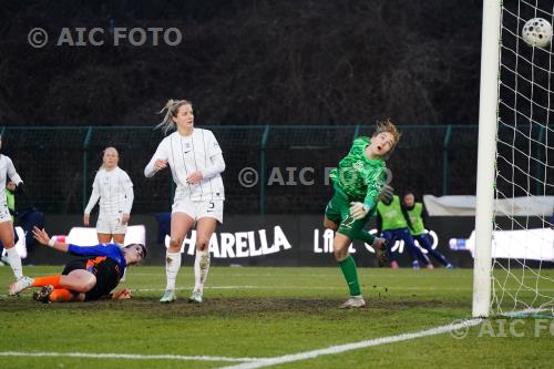 Inter Women Sophie Howard Como Women Astrid Gilardi Ferruccio Trabattoni match between    Como Women 2-3 Inter Women Seregno, Italy Goal 2-3 