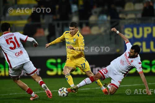 Bari Giorgi Kvernadze Frosinone Raffaele Pucino Benito Stirpe match between Frosinone 2-1 Bari Frosinone, Italy 