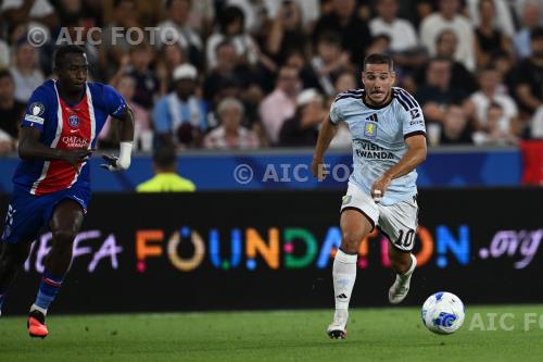 Aston Villa Willian Pacho PSG 2026 Salzburg, Austria 