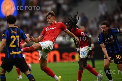 Inter Lorenzo Lucca Napoli Andre Zambo Anguissa Italian championship 2025 2026 3°Day Giuseppe Meazza match between   Inter 3-2 Napoli 